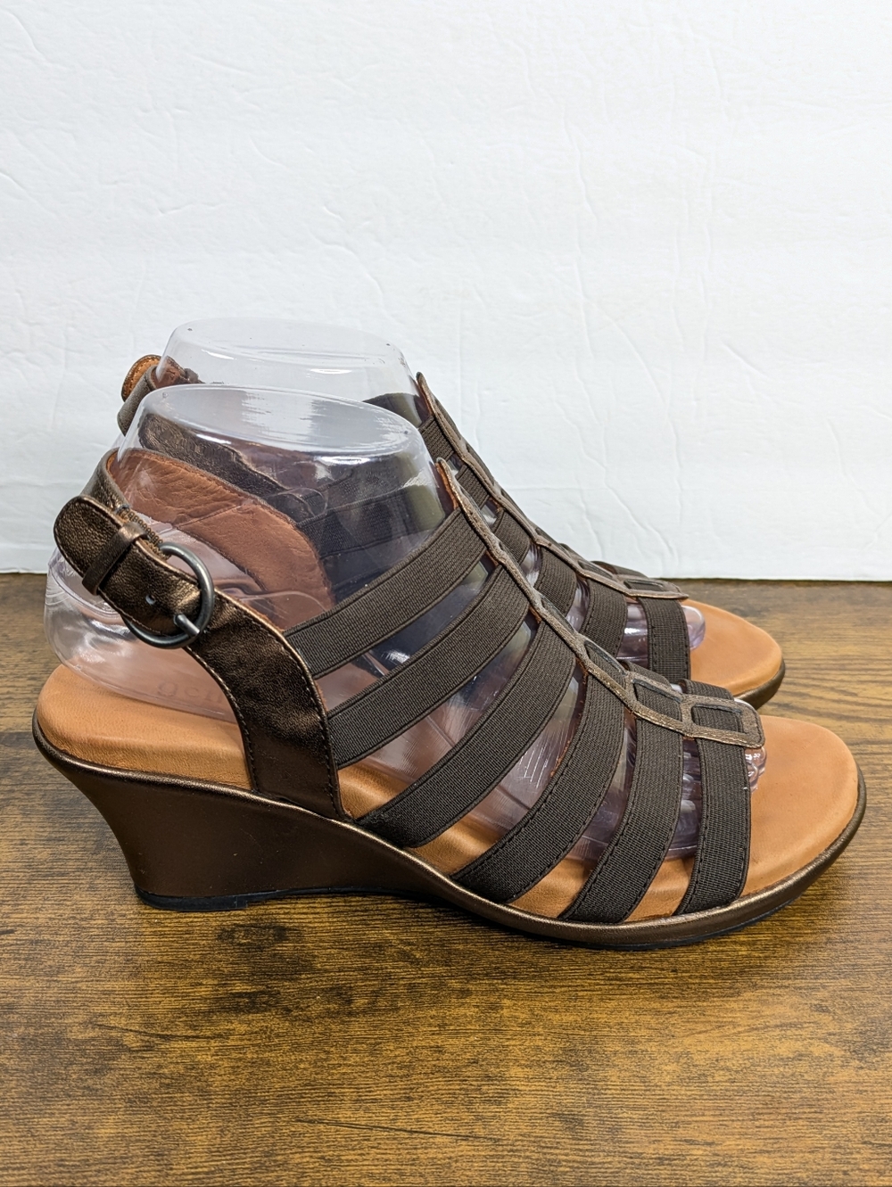 Gentle Souls Wedge Hammer Sandals 7.5 Brown Metallic Bronze Strappy Comfort